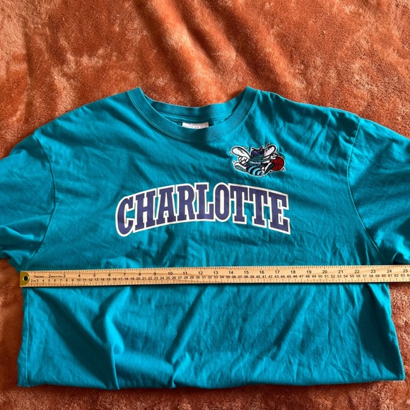 Mitchell & Ness Charlotte Teal T-Shirt - Size XL - Mens - Picture 10 of 12